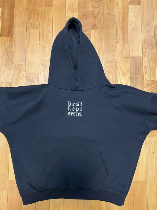 Оригинален суичър Best Kept Secret (OG издание)