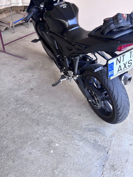Yamaha yzf 125 2025