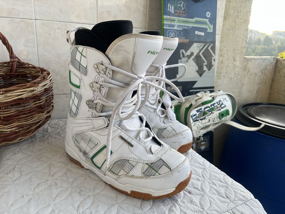 Snowboard Heelside Reverd 155W с обувки Atomic Team one 43.5