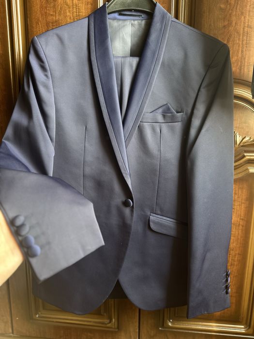 Turkiyadan opkeltirilgan Kastyum shim bir marta faqat Toyda kiyilgan