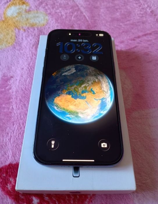 De vânzare iPhone