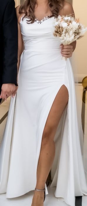 Vand rochie de mireasa