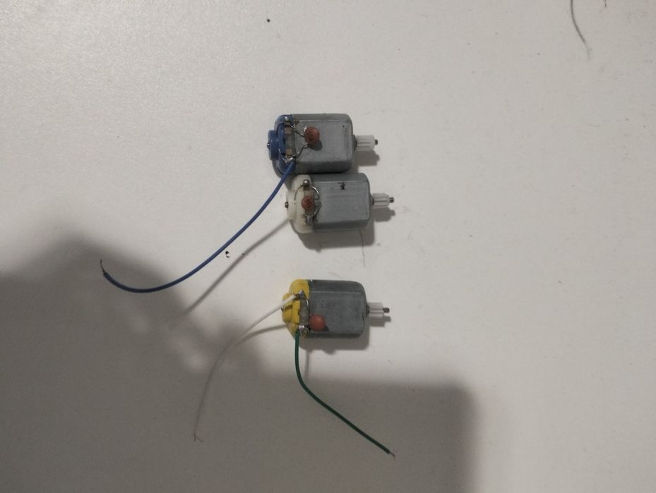 Моторчики 1шт 100 тг