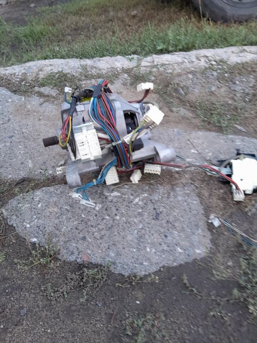 Продам стиральной машины мотор