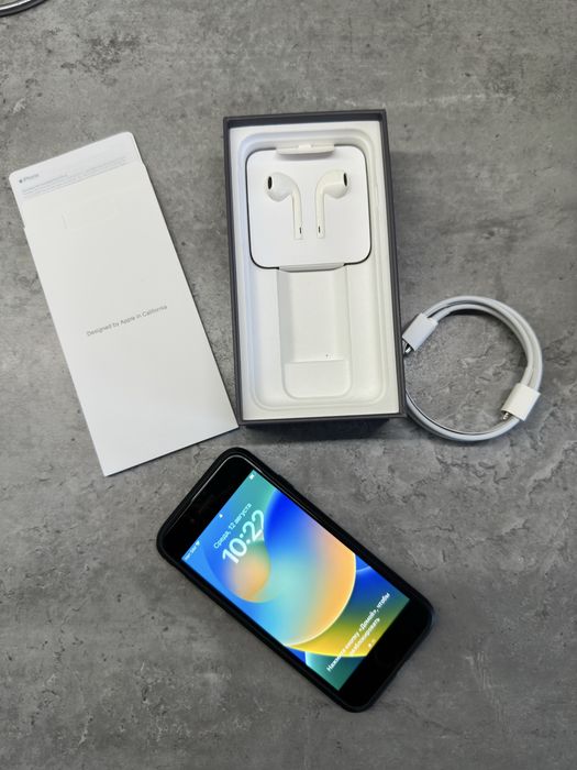 Телефон Iphone 8 64 gb