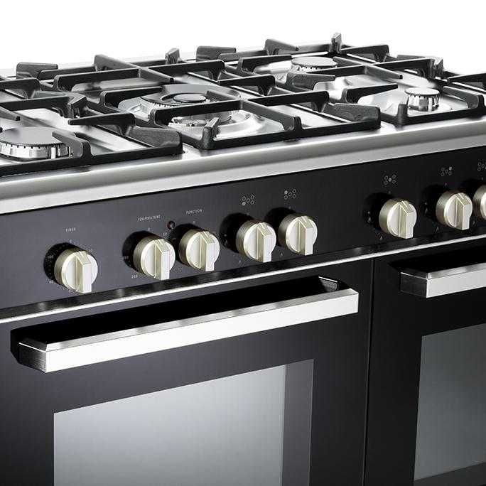 Полупрофесионална готварска печка на газ и ток - KENWOOD - 90 см.