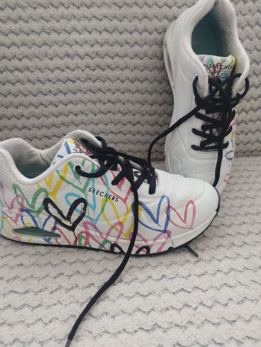 Adidași skechers
