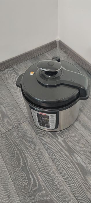 Мултикукър Tefal CY505E30 One Pot