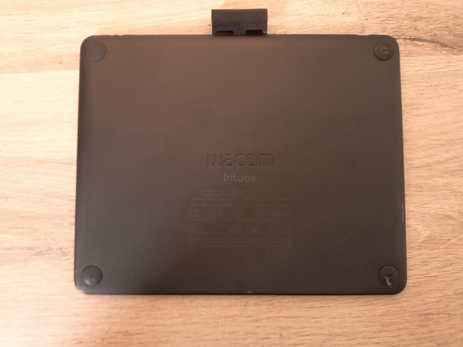 Графичен таблет Wacom intous 1