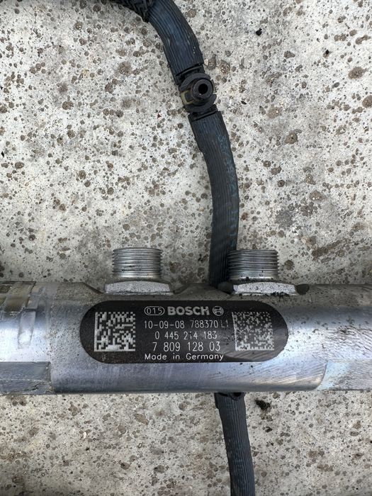 Помпа дюзи BMW N47 2.0d 184кс горивна система бмв н47 2.0д ф10 е90 ф30