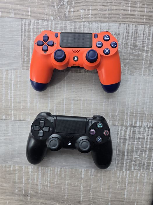 Sony PlayStation 4 PRO 1Tb (CUH-7116B) + 4 jocuri + 2 gamepad