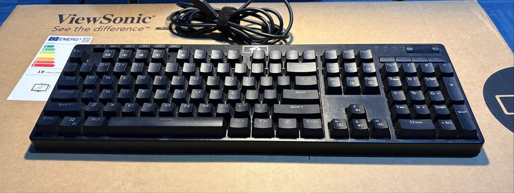 Tastatura Mecanica Redragon Manyu custom, switch Gateron Curry
