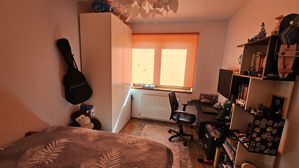 Apartament 3 camere de vânzare  in  zona  Coresi  (Casa Nobel)