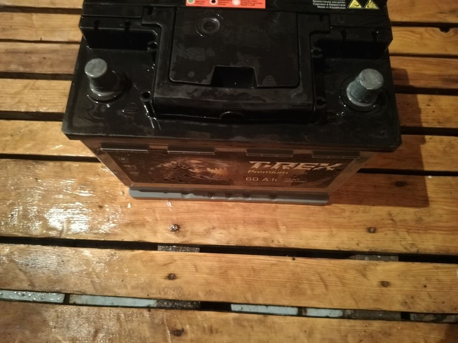 Продам аккумулятор 60Ah TREX 600A.