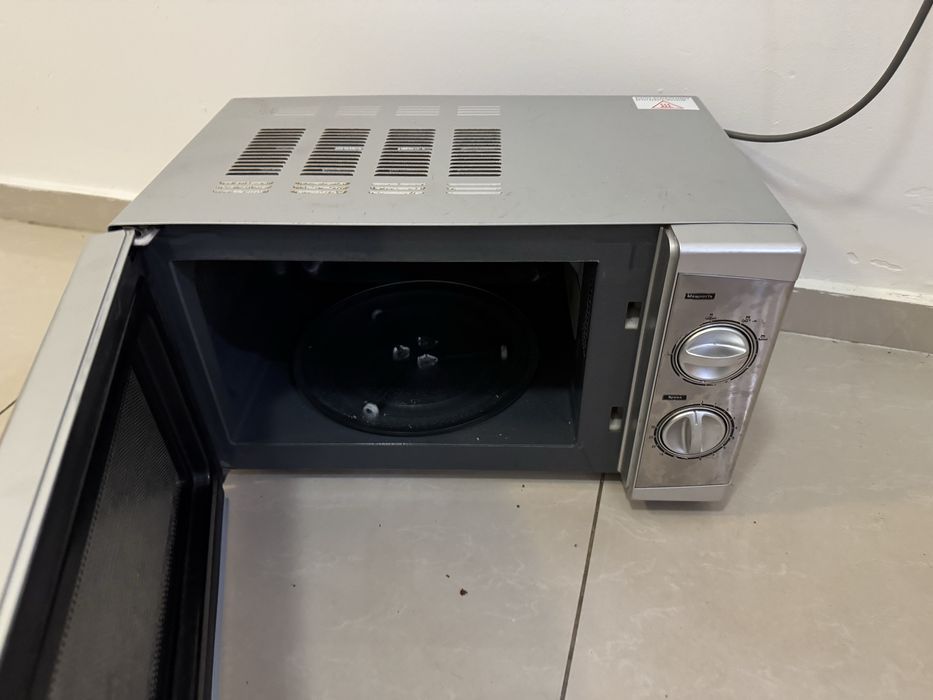 Микроволновая печь