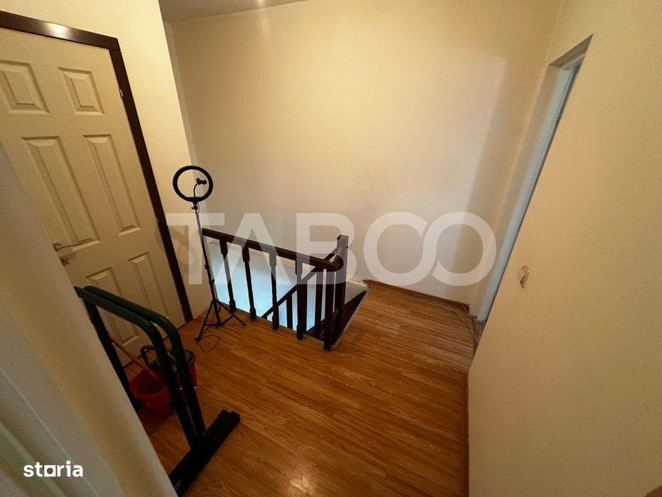 Apartament de vanzare 59 mpu 3 dormitoare zona linistita Tiglari Sibiu