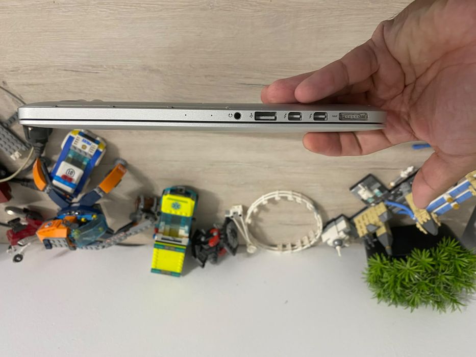 Macbook Pro 13 в отличном состоянии