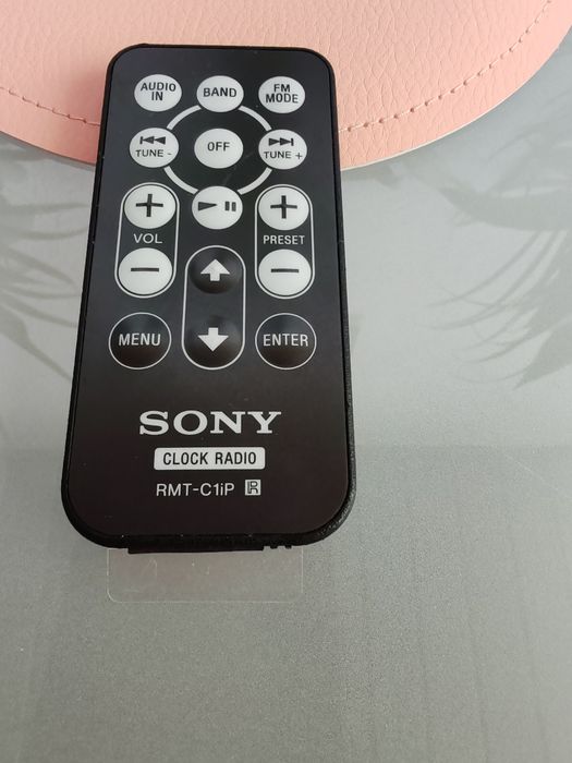 Vând telecomandă originală Sony RMT-C1iP