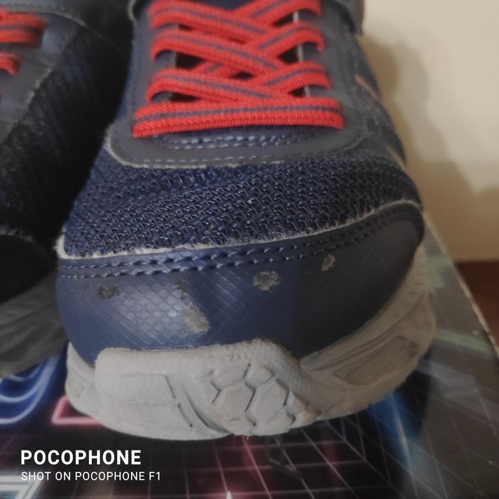 Продавам - светещи маратонки Skechers Dynamic Flash номер 34