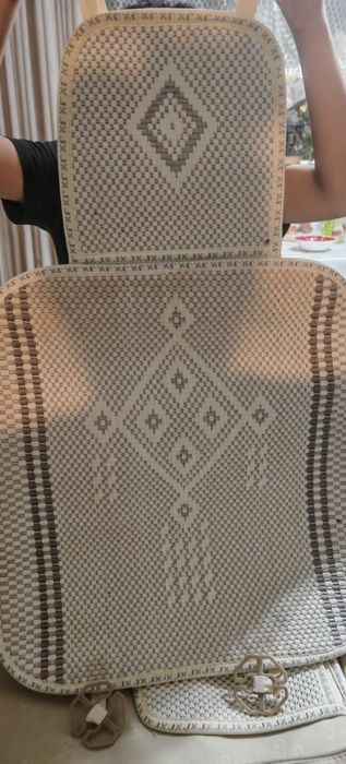 Продам Чехлы на машину