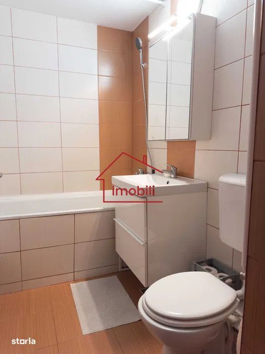 Apartament 2 camre decomandat+ balcon, et. 1/4 |  Inre Lcuri - More