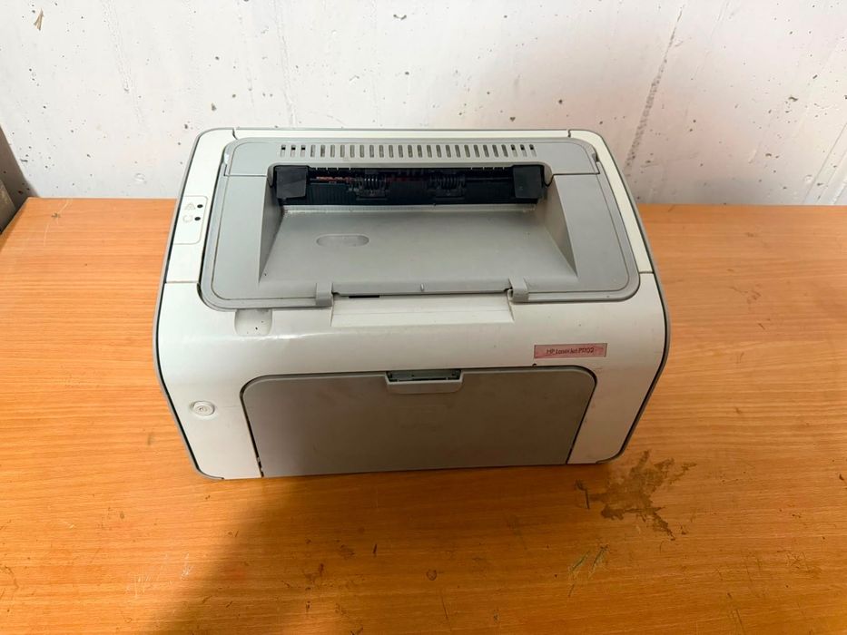 Принтер HP LJ P1102