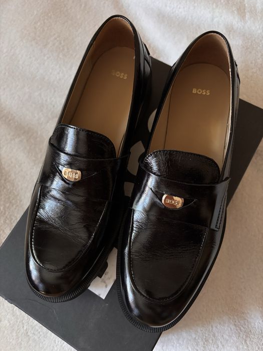 Кожени обувки BOSS - 40 номер