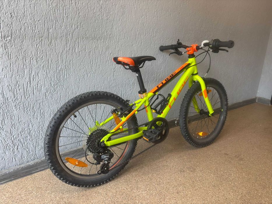Se vinde bicicleta pentru copii CUBE Acid 200