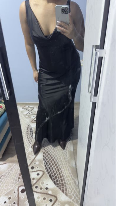 Платье вечернее