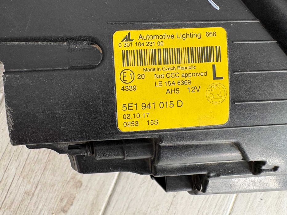 Far stanga Full Led Skoda Octavia 3 facelift dupa 2017 cod 5E1941015D