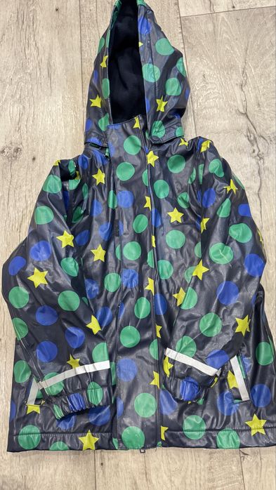 Продам куртки и прочее по приемлимой уцене