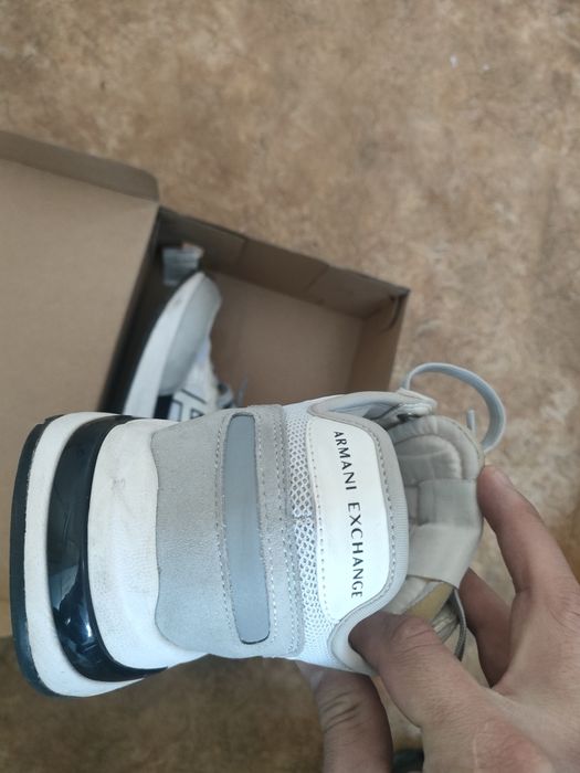 Продам красовку бели