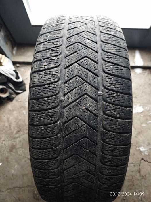 255/55 R20 110V Scorpion Winter