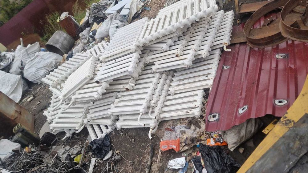 продам батареи чугунные