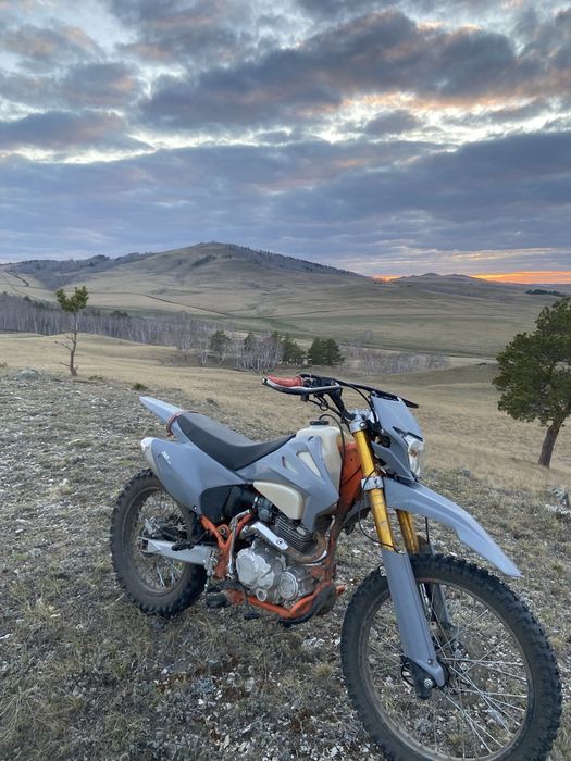 Продам эндуро мотоцикл