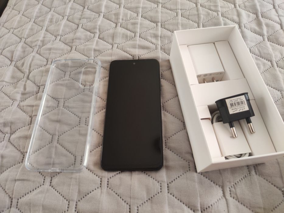 Продаю телефон Redmi Note 10