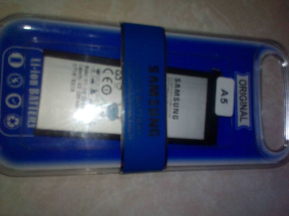 Продам батарею самсунг модель 2015 года выпуска