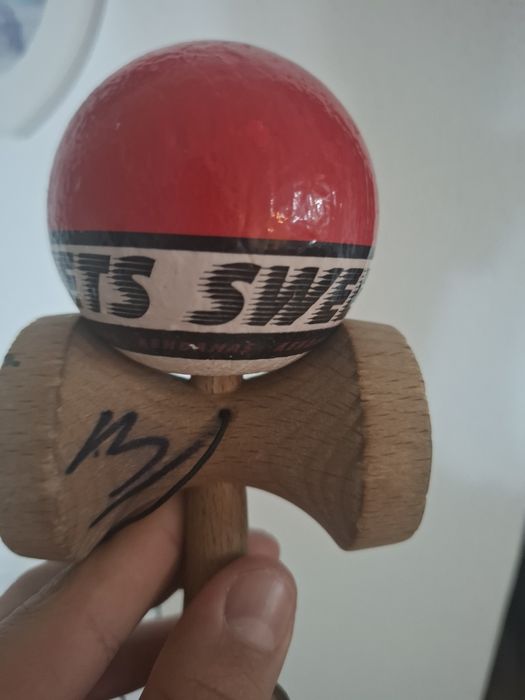 Vând sweets starter semnat în condiții bune