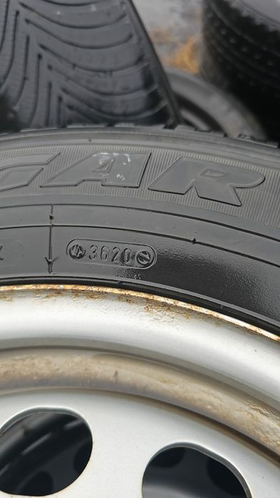 Set jante cu anvelope de iarna 215 65 16 C ,Vivaro, Trafic, Talento,