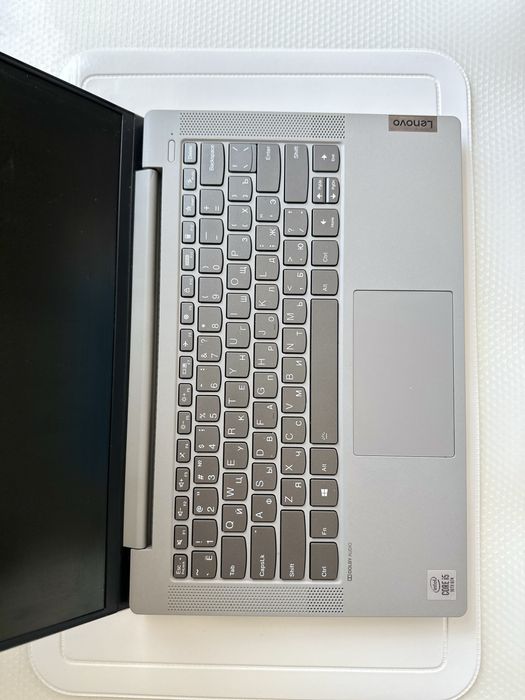 Продаю ноутбук Lenovo