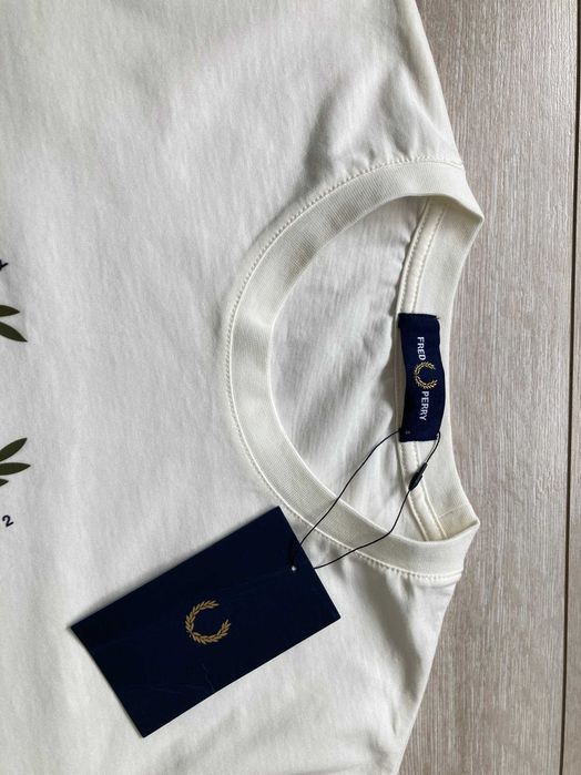 НОВА Fred Perry мъжка тениска размер S