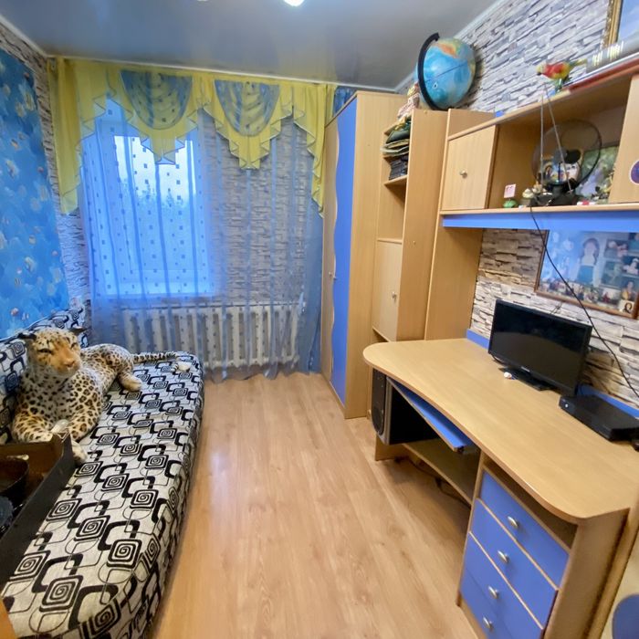 3комн. Ауэзова 34 5эт.