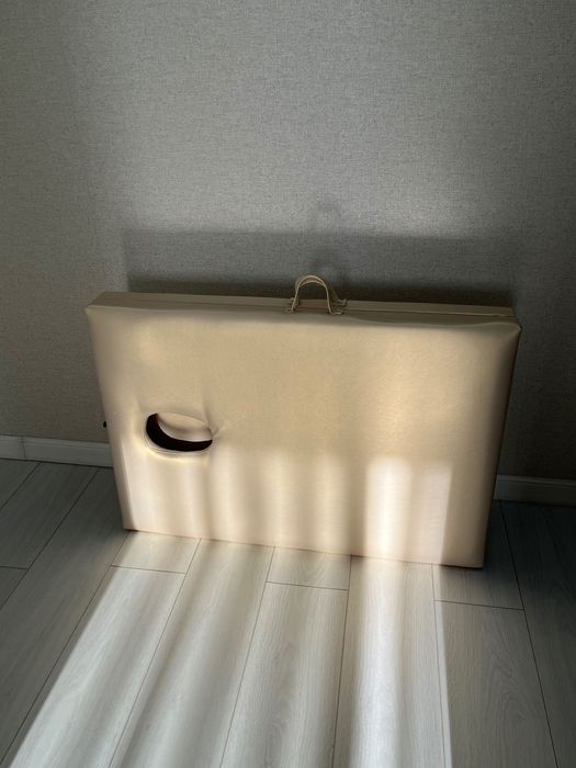 Кушетка, помощник