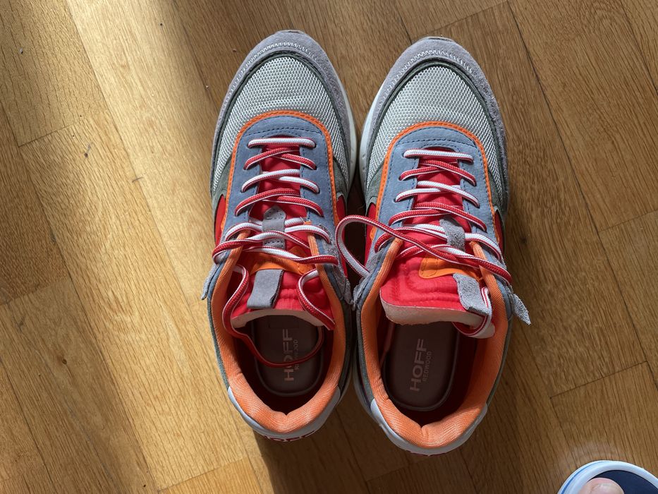 Продавам спортни маратонки на испанската марка HOFF.