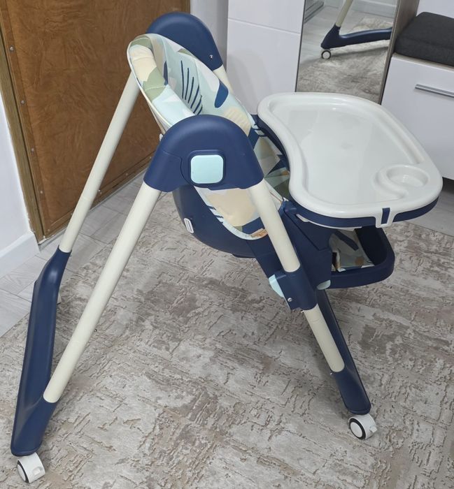 Scaun masă BEBE +Împletitura pt pătuț cadou