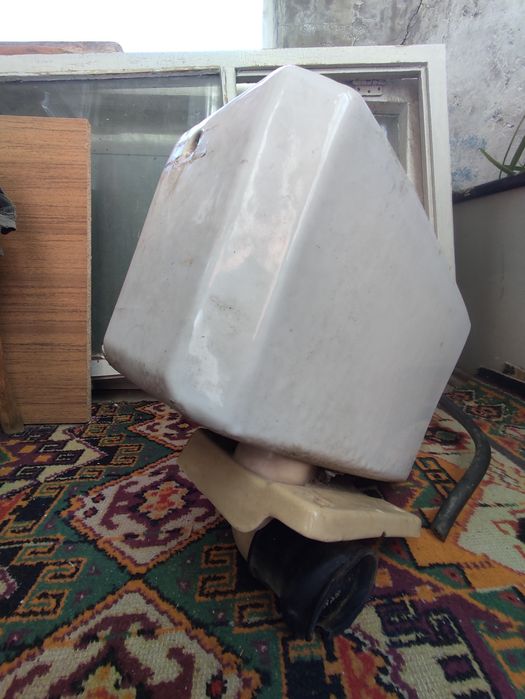 Продам Бачок Унитаза