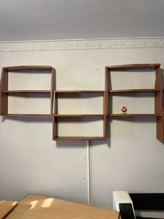 Срочно продам полки