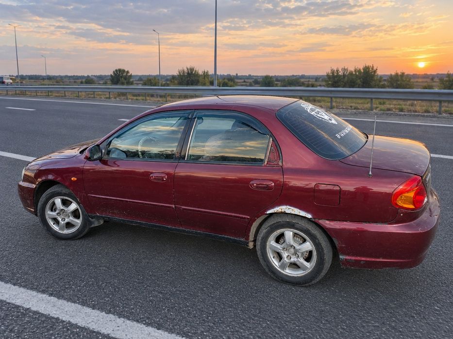 Продаю машину Kia spectra