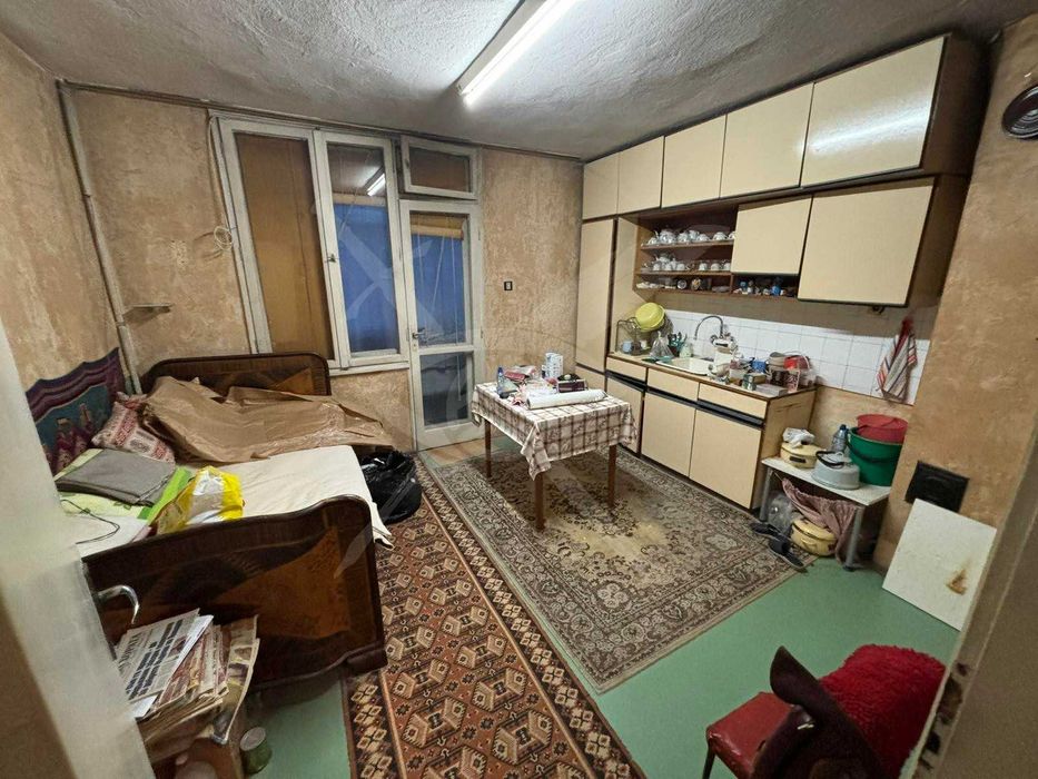 Продава се Тристаен апартамент в Пловдив, Каменица 1 - 97 кв.м за 2217 €/кв.м - Снимка #3