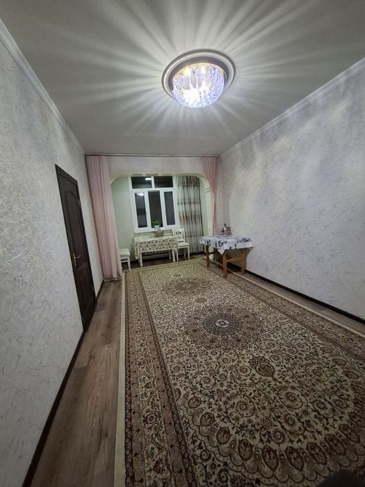 Аренда чиланзар 8.  Трёх комнатная. Ориентир ЗАГС